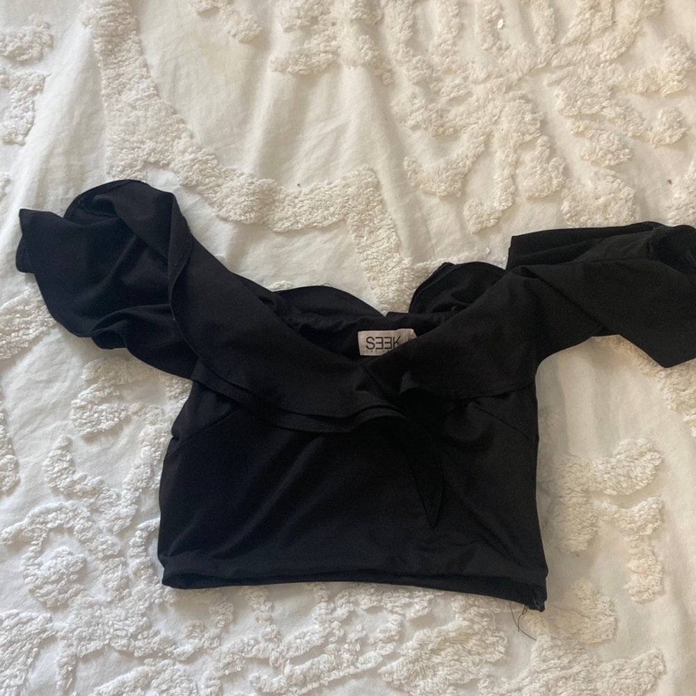Black ruffle crop top